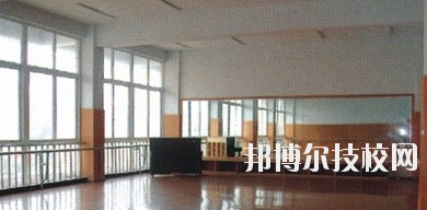 四川現(xiàn)代藝術(shù)學(xué)校2020年報(bào)名條件、招生要求、招生對(duì)象