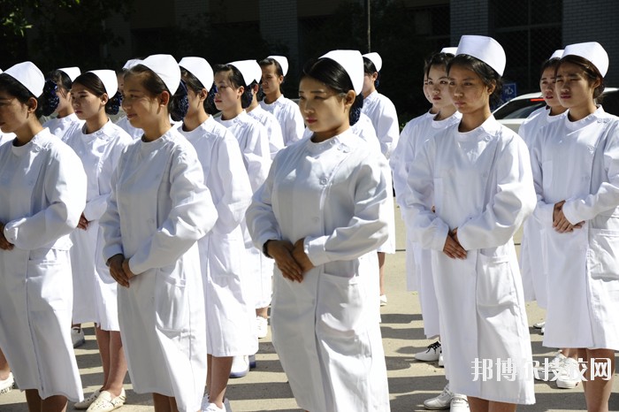 石家莊和平醫(yī)學(xué)中等專業(yè)學(xué)校2020年報名條件、招生要求、招生對象