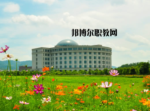 武漢軍需工業(yè)技工學(xué)校怎么樣、好不好