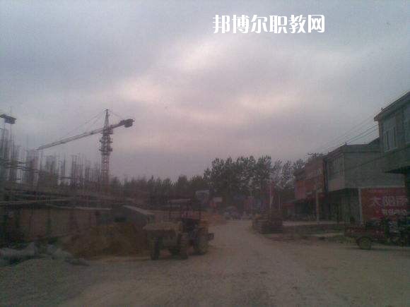 沈丘職業(yè)教育中心2021年報名條件、招生要求、招生對象
