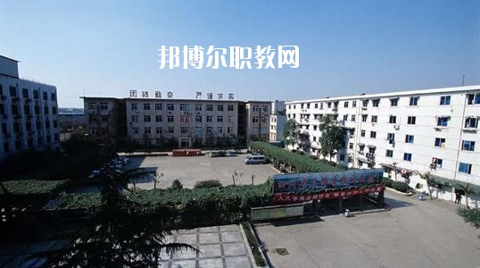 四川建筑技工學校2020年招生辦聯系電話