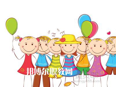 成都2021年初中生讀什么幼師學(xué)校好