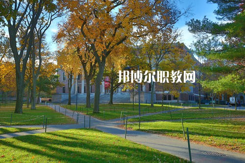 瀘州市工業(yè)技工學(xué)校2021年報名條件、招生要求