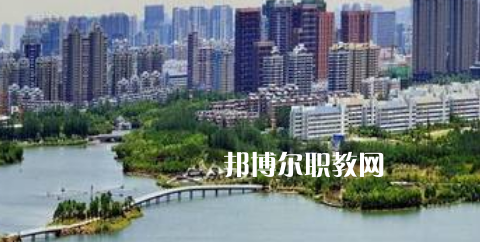 合肥2021年去讀鐵路學(xué)校學(xué)什么對(duì)以后好一點(diǎn)