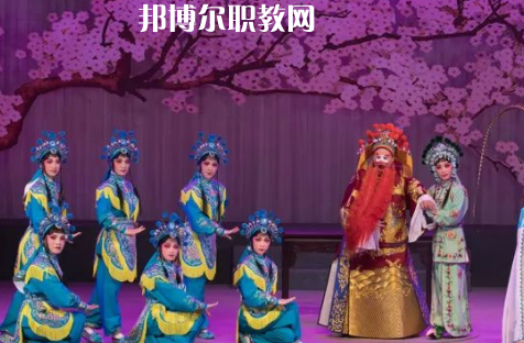 福建2023年女生適合中專(zhuān)學(xué)校嗎