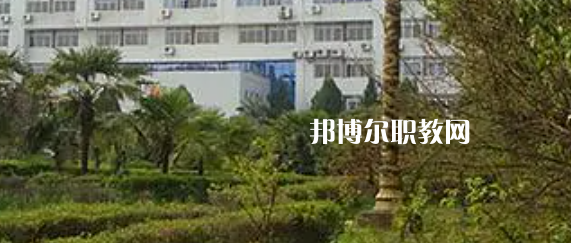 南京華東信息工程技工學校地址在哪里，哪個地區(qū)，哪個城市?