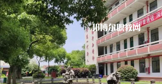 無錫行知科技學(xué)校地址在哪里，哪個(gè)地區(qū)，哪個(gè)城市?