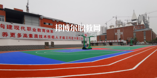 淮安市淮航技工學(xué)校地址在哪里，哪個地區(qū)，哪個城市?