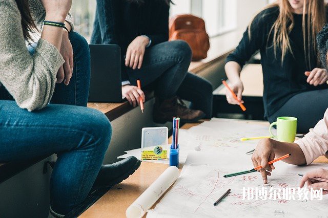 貴州哪里的中專學校能讀網絡與多媒體技術專業(yè)