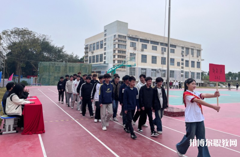 南寧運(yùn)德職業(yè)技術(shù)學(xué)校怎么樣、好不好